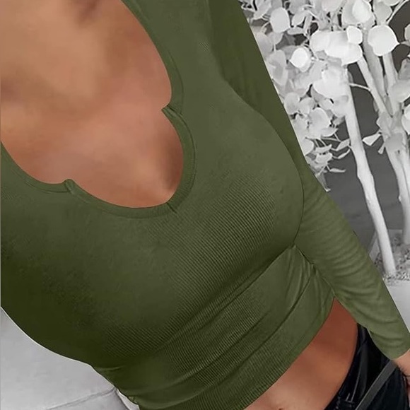 NEW! Womens Summer Basic V Neck Sexy crop top - Picture 2 of 3